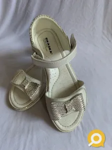 Босоножки белые, нарядные, с серебристым бантом для девочки, р. 34