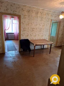 Продам 3-ех комнатную квартиру в Петровском районе. Собственнник.