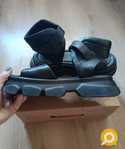 Женские кожаные боссоножки