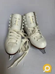 Коньки «Twizzle Prima» белые для фигурного катания. Размер 33. Производство Россия-Италия.